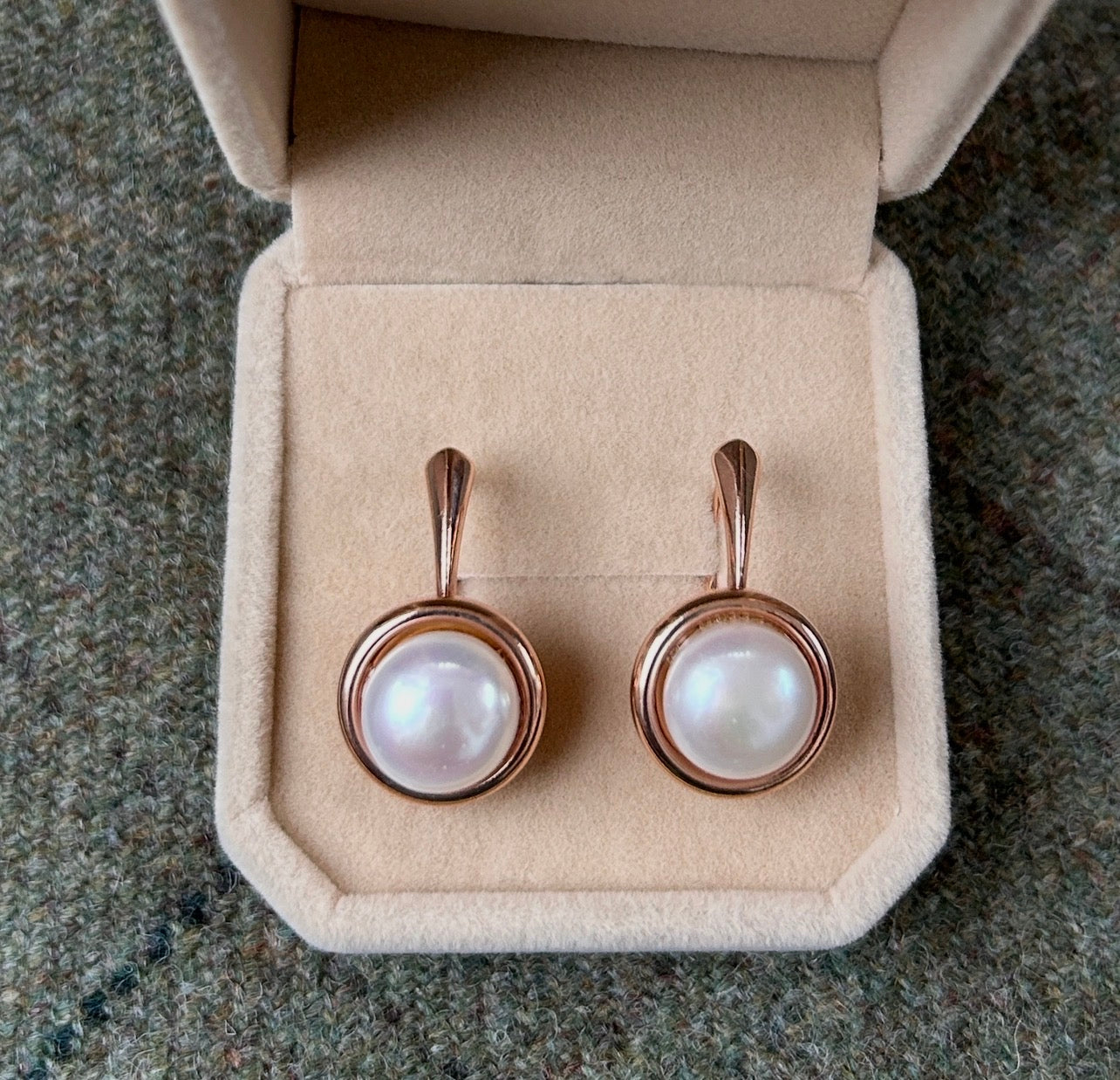 Rose Gold Pearl Drop Cabochon Earrings