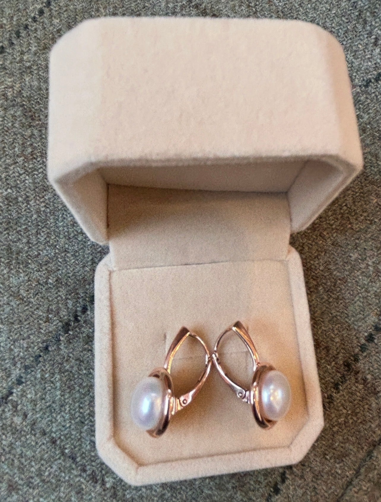 Rose Gold Pearl Drop Cabochon Earrings