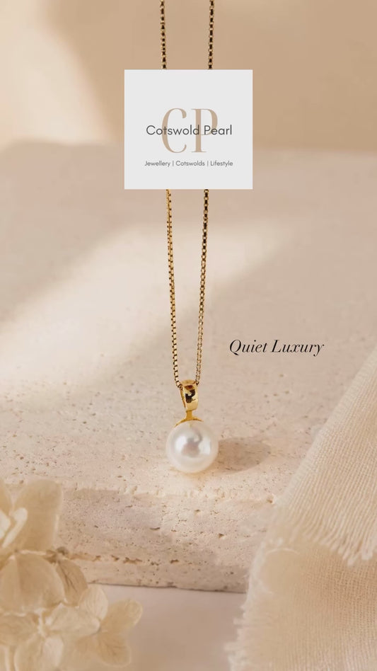 GOLD Cabochon Freshwater Pearl Pendant Necklace